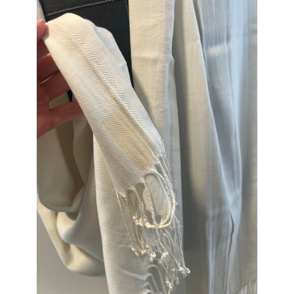 Pashmina Scarf Wrap Shawl Ivory JL - Picture 3 of 5